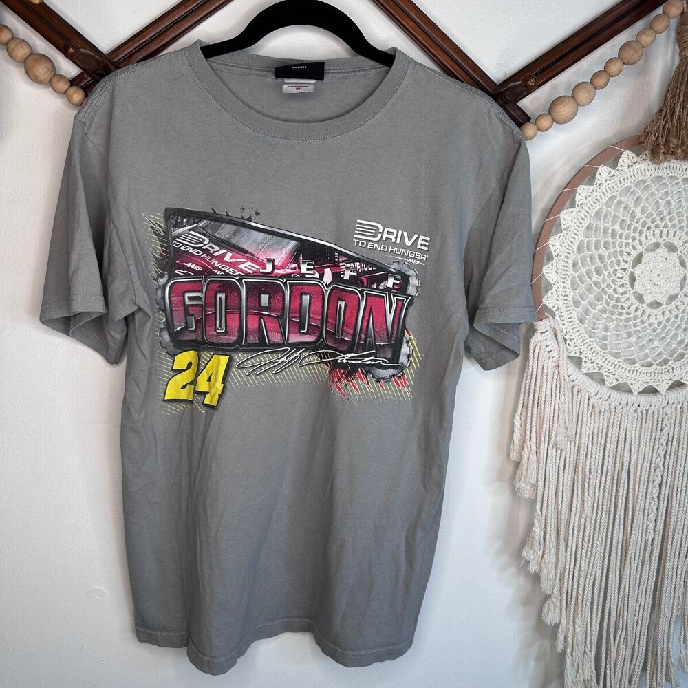 Chase Authentics NASCAR 2010 Jeff Gordan Gray Graphic T